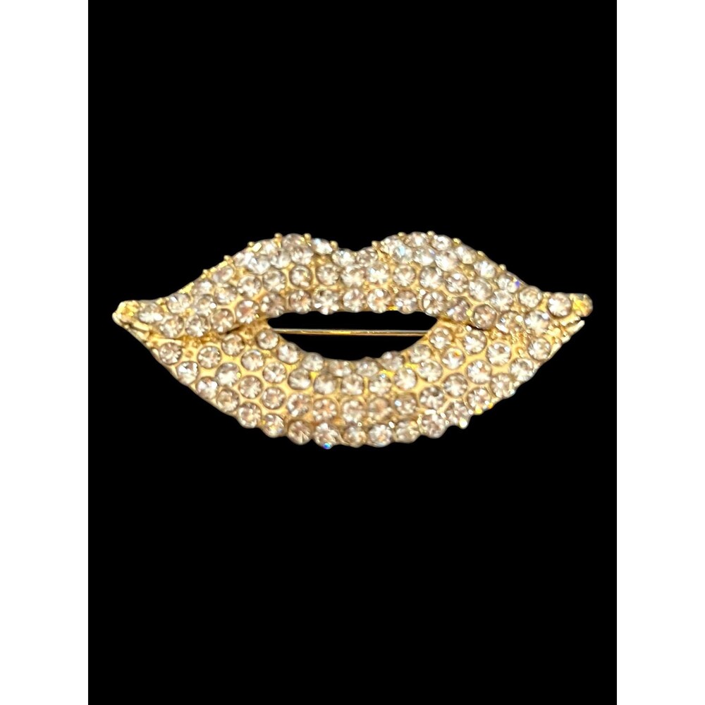 Glamorous Crystal Lips Brooch Pin - Sparkling Rhinestone Design - Picture 2 of 3